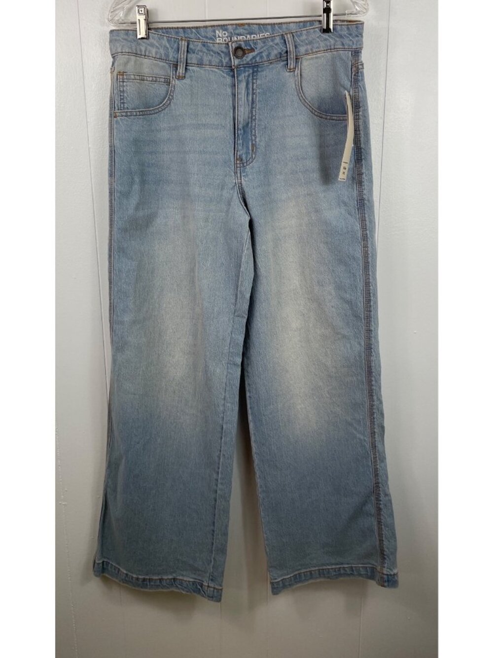 No Boundaries Womens Mid Rise Wide Leg Jeans Size 8 Light Wash